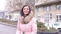 Oynat Vichy sokakta asılı ve canlı becerdin bekar bir anne