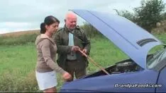 Redare I Sa Stricat Masina Si O Fute Tare Cum Ii Place Lui