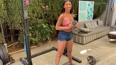 تشغيل Ebony Pornstar Ameena Green's Herge Herged Encounter